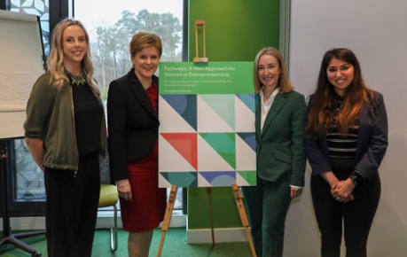 LtoR: Kate Cameron, FM Nicola Sturgeon, Ana Stewart, Ishani Malhotra in Roslin Innovation Centre meeting space